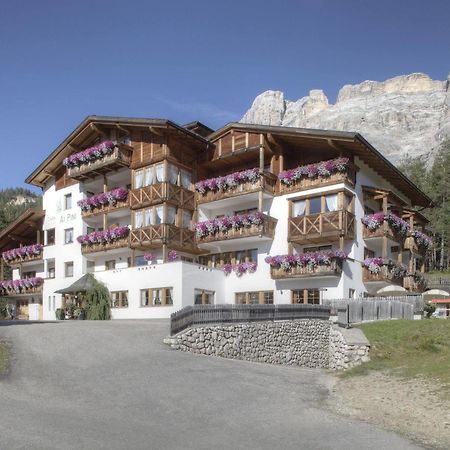 Hotel Ciasa Ai Pini San Cassiano (Badia) Exterior foto